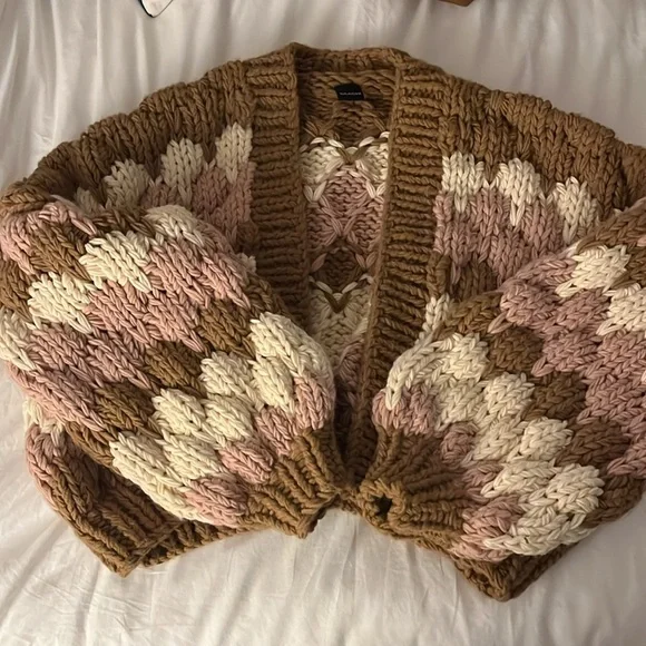 SAACHI CAMILLA OPEN FRONT CROP CARDIGAN 🧶🧵🪡 - Picture 3 of 8